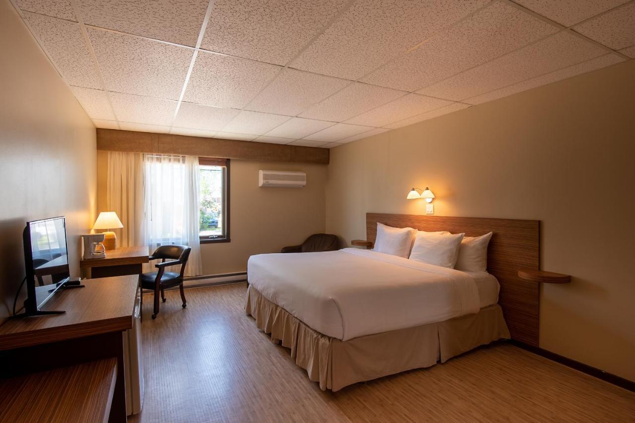 Hotel Aquamer Carleton-sur-Mer Ngoại thất bức ảnh