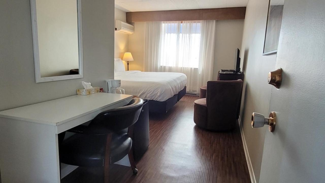 Hotel Aquamer Carleton-sur-Mer Ngoại thất bức ảnh