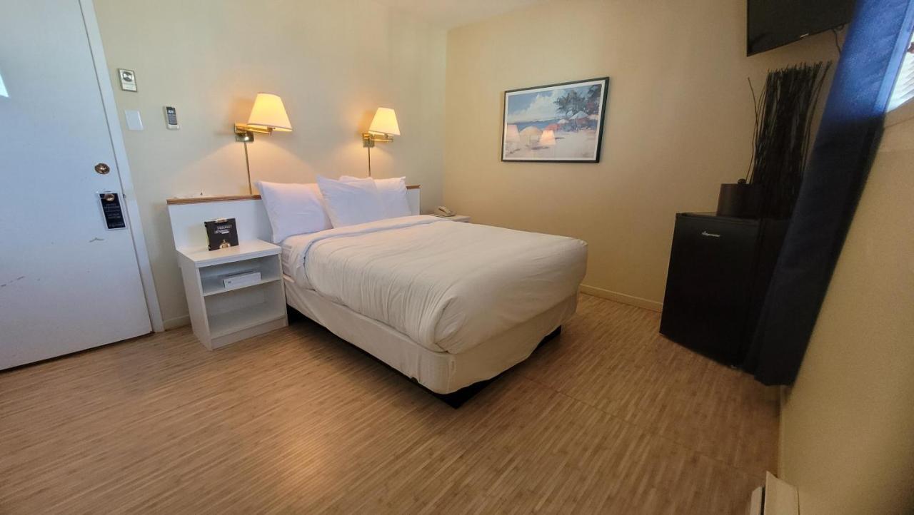 Hotel Aquamer Carleton-sur-Mer Ngoại thất bức ảnh