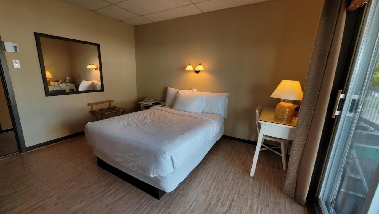Hotel Aquamer Carleton-sur-Mer Ngoại thất bức ảnh